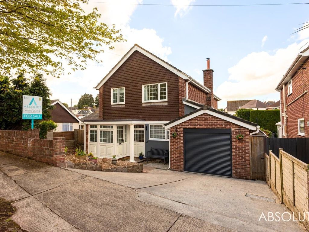 4 bed detached house for sale in Grosvenor Avenue, Shiphay, Torquay