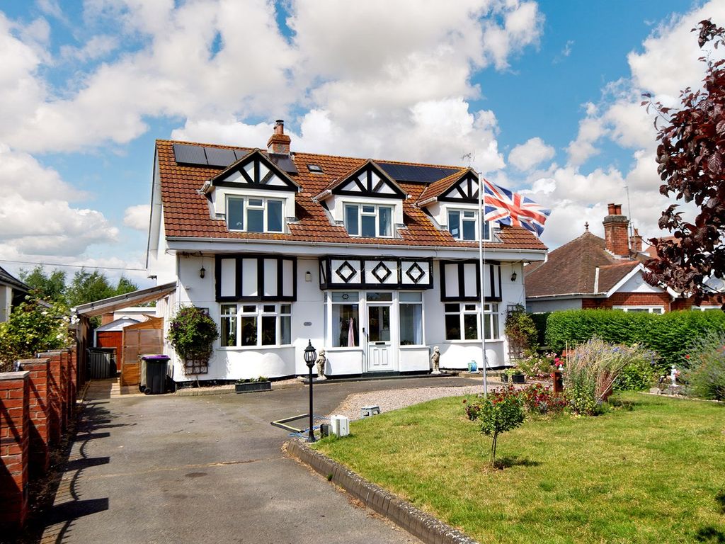 5 bed detached house for sale in Drummond Road, Skegness PE25 Zoopla