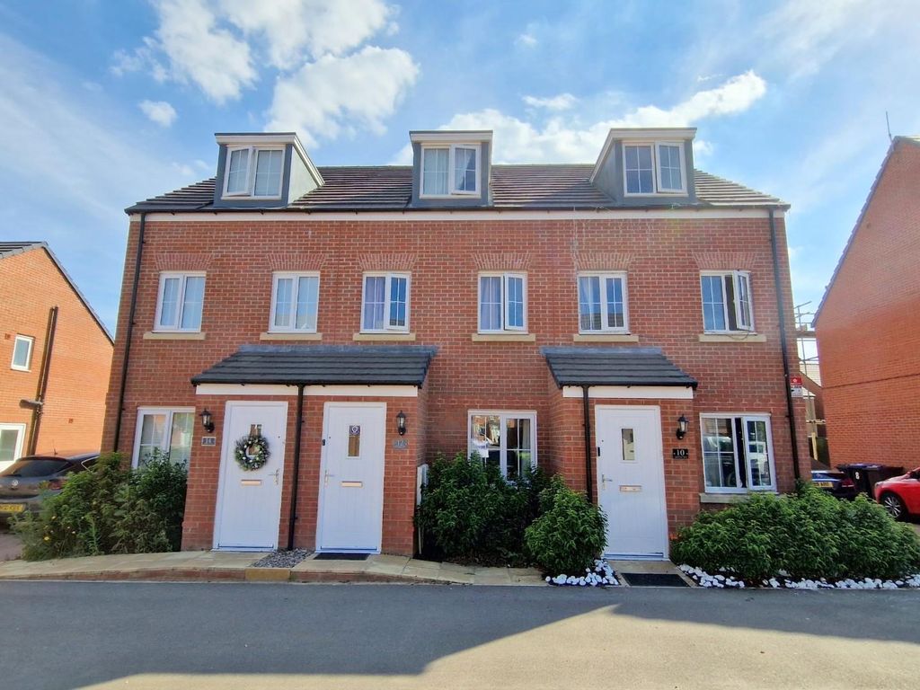 3 bed terraced house for sale in Ashton Way, Northampton NN2 Zoopla