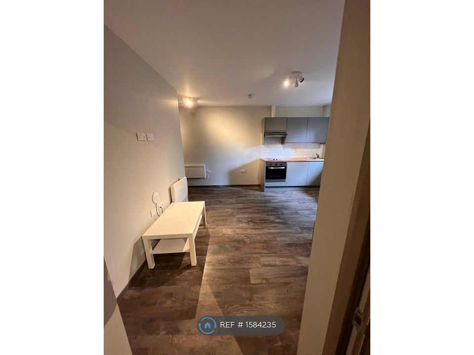 1 bed flat to rent in Abbey Height, Waltham Abby EN9 Zoopla