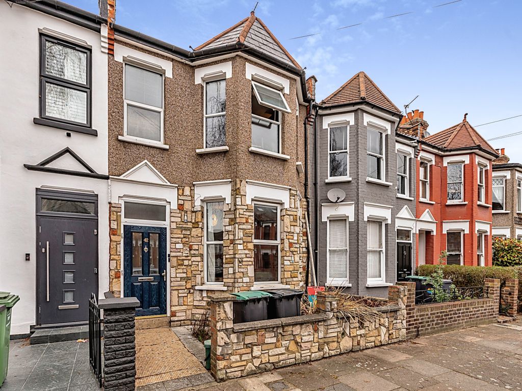4 bed terraced house for sale in Cobham Road, London N22 Zoopla