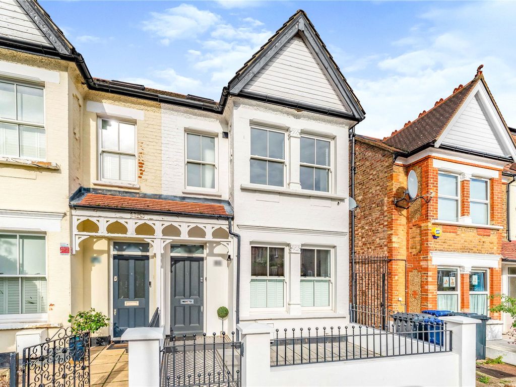 Kingsley Avenue, London W13  