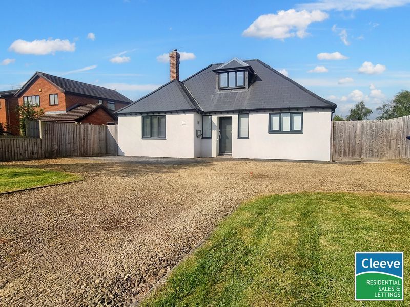 3 bed detached house for sale in Kayte Lane, Cleeve, Cheltenham