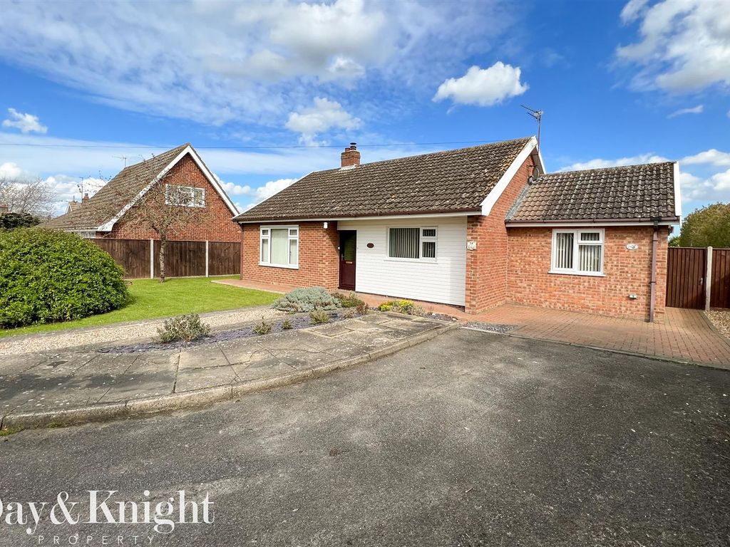 3 bed detached bungalow for sale in Cromwell Avenue, Beccles NR34 Zoopla