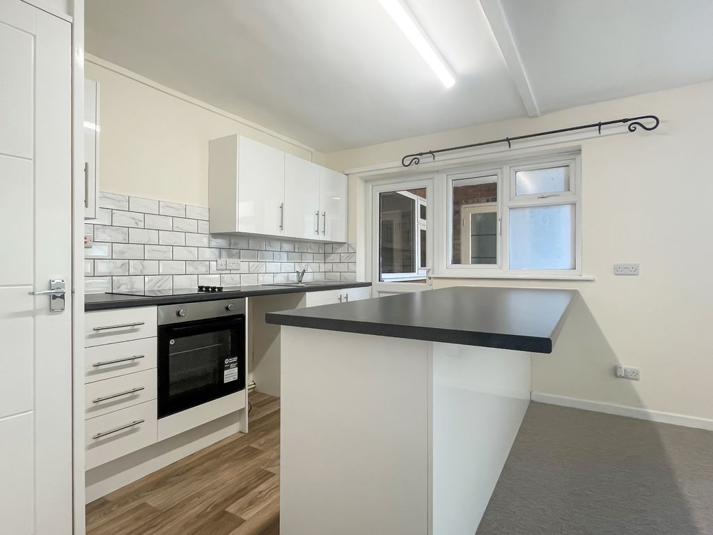 1 bed flat to rent in Kirk Close, Beeston, Nottingham NG9 Zoopla