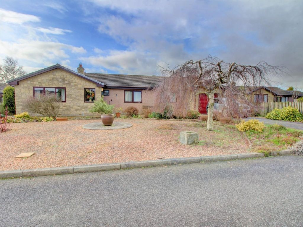 4 bed detached bungalow for sale in The Causeway, Longframlington