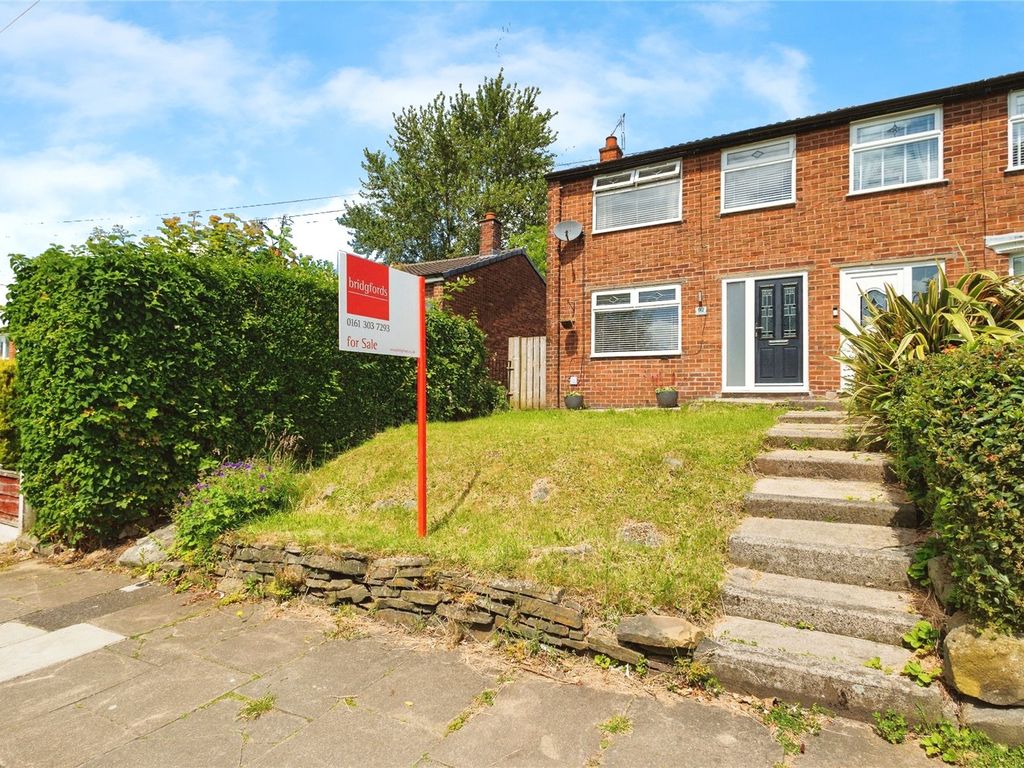 3 bed end terrace house for sale in Yew Tree Lane, Dukinfield, Greater Manchester SK16, £200,000