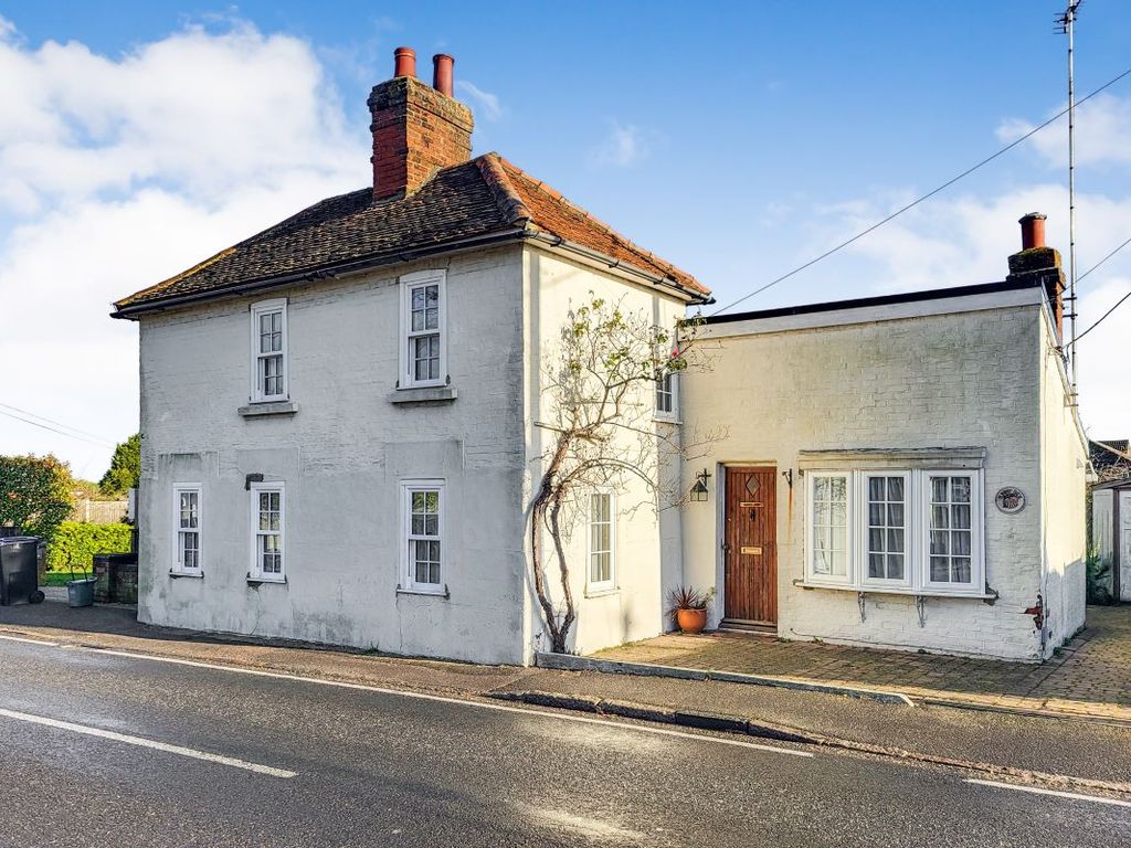 3 bed detached house for sale in Sunnyside, Summerhill, Althorne