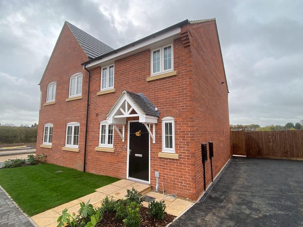 3 bed semidetached house to rent in Cranesbill Way, Mickleover, Derby