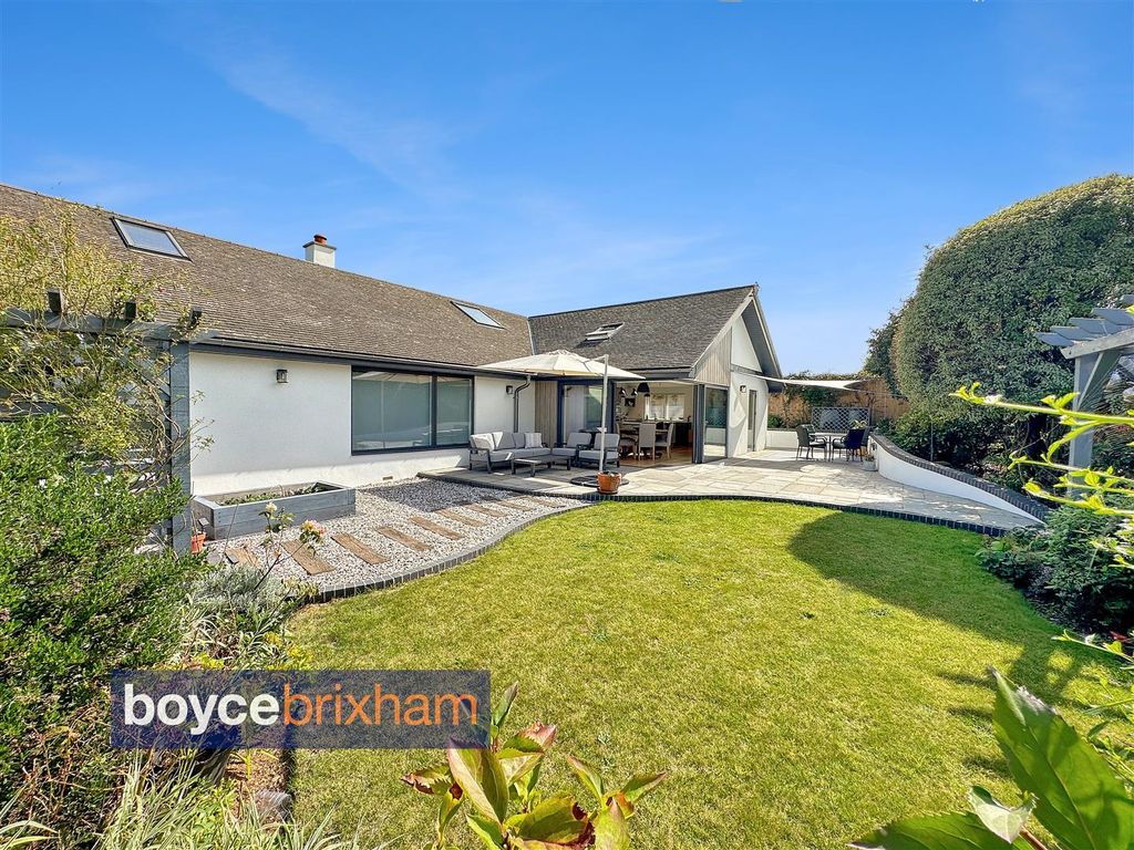 4 bed detached bungalow for sale in Manor Bend, Galmpton, Brixham TQ5, £1,100,000 Zoopla
