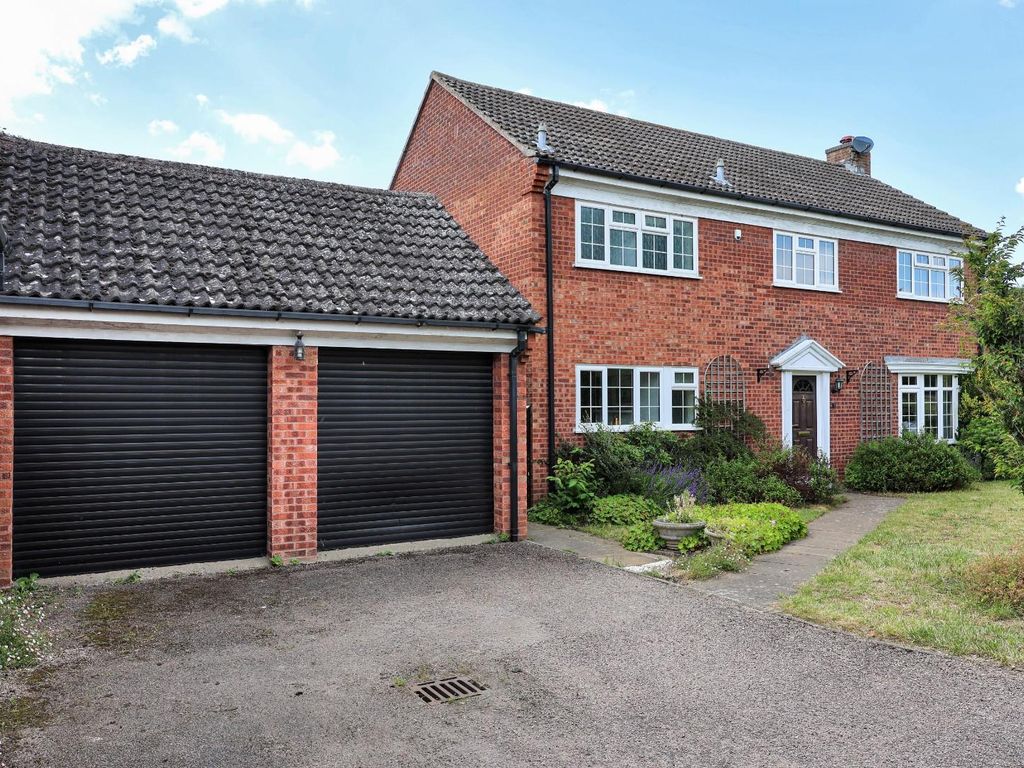 4 bed detached house for sale in The Brambles, Trumpington, Cambridge