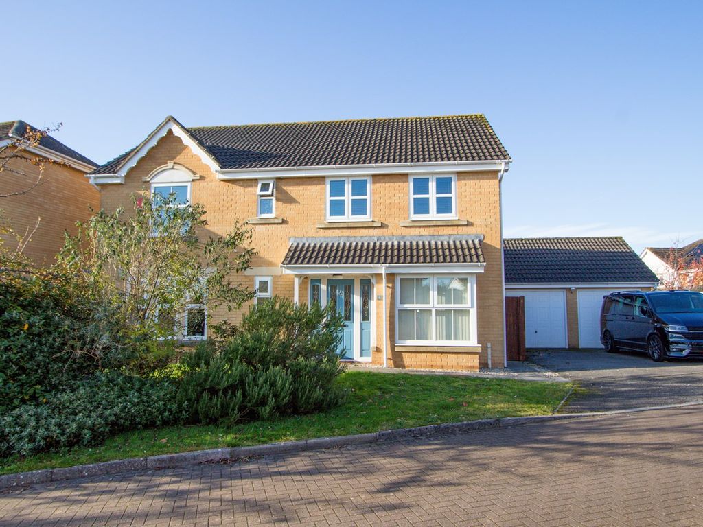 4 bed detached house for sale in Corbett Close, Yate BS37, £595,000
