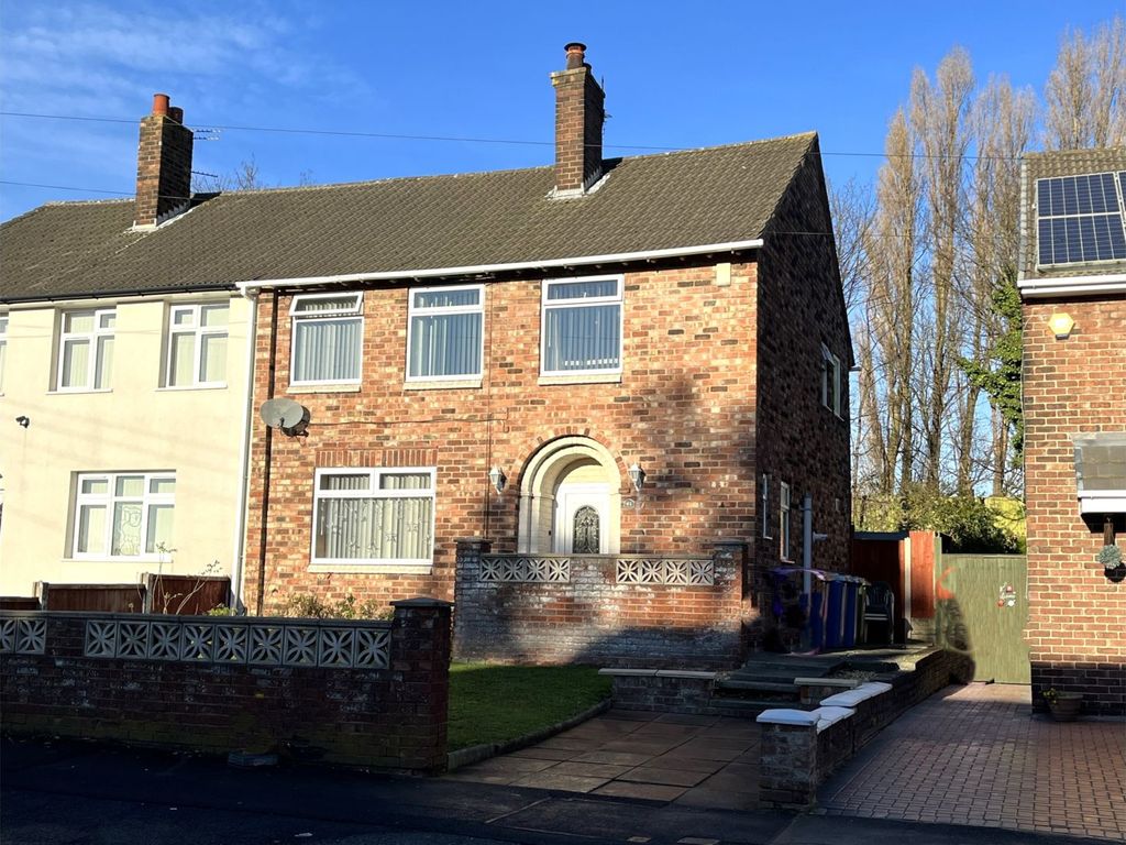 3 bed semidetached house to rent in Domville Road, Liverpool L13, £