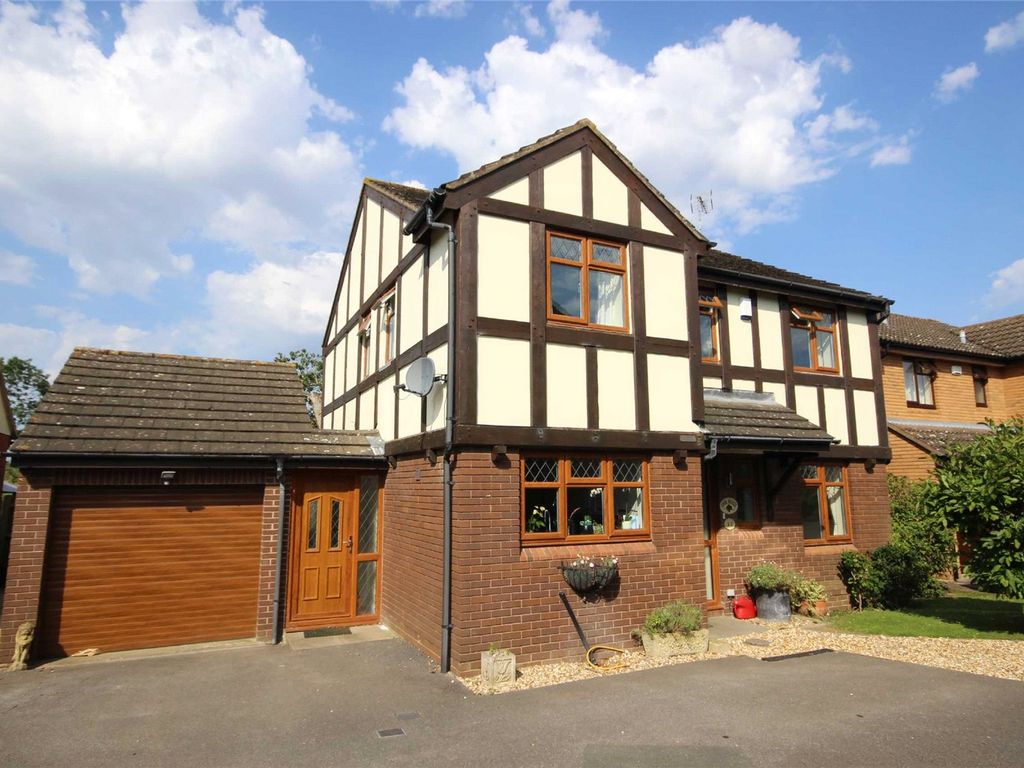 4 bed detached house for sale in Brizen Lane, Leckhampton, Cheltenham