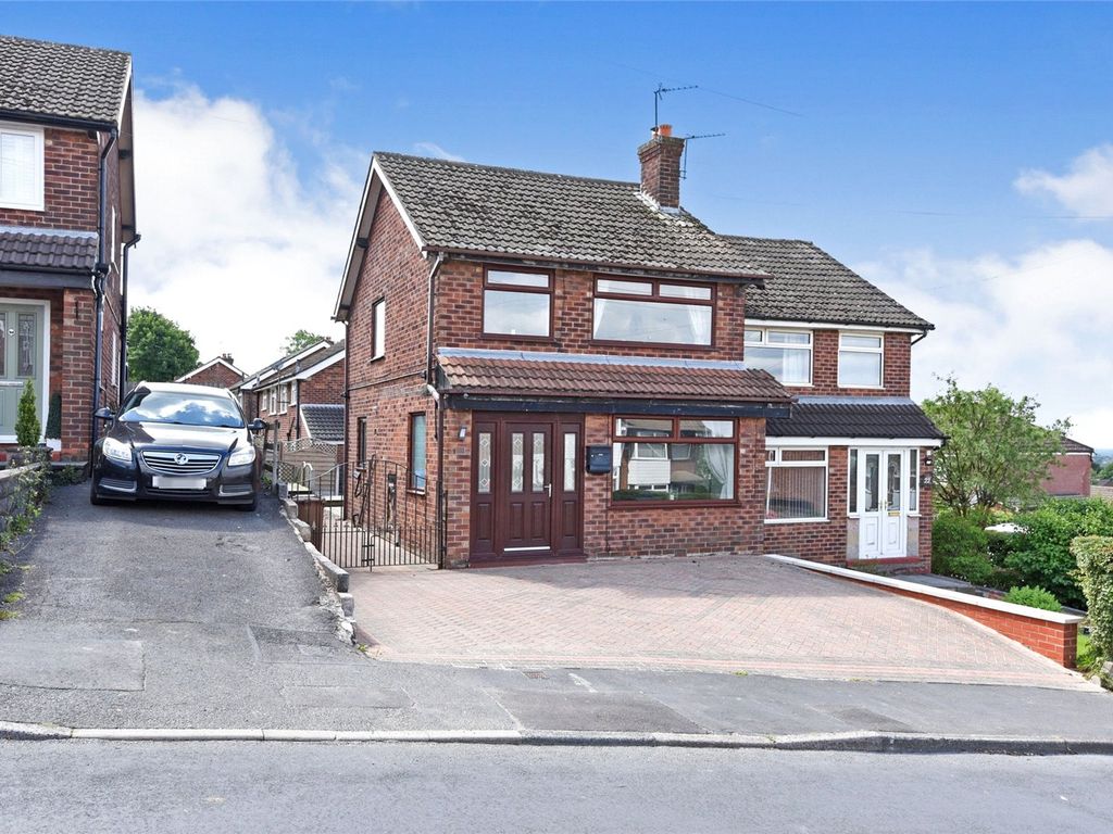 3 bed semidetached house for sale in Hazelhurst Road, Stalybridge SK15