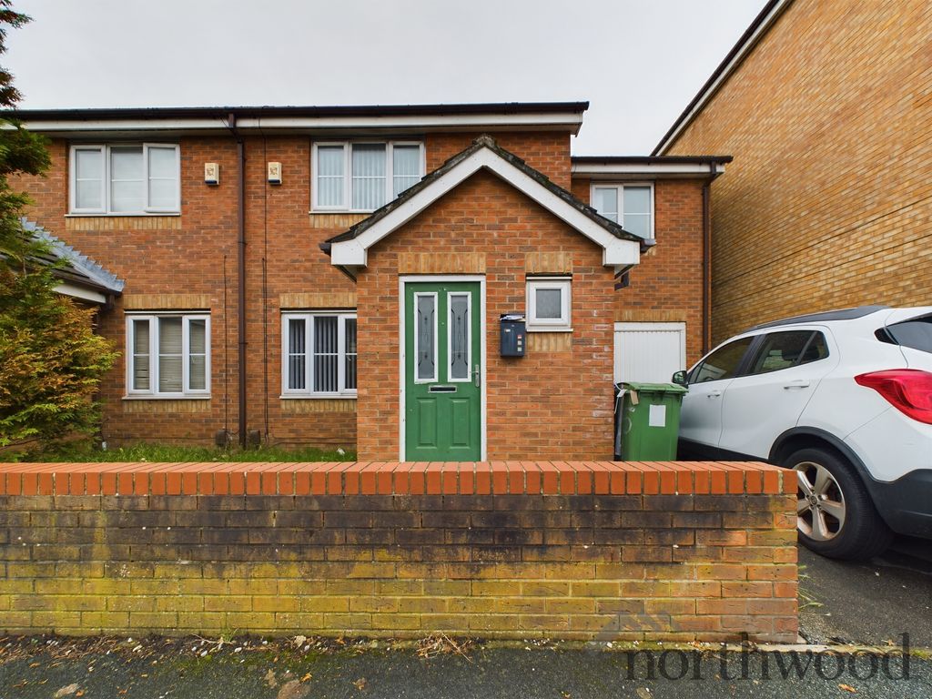 3 bed semidetached house for sale in Carr Lane East, Croxteth