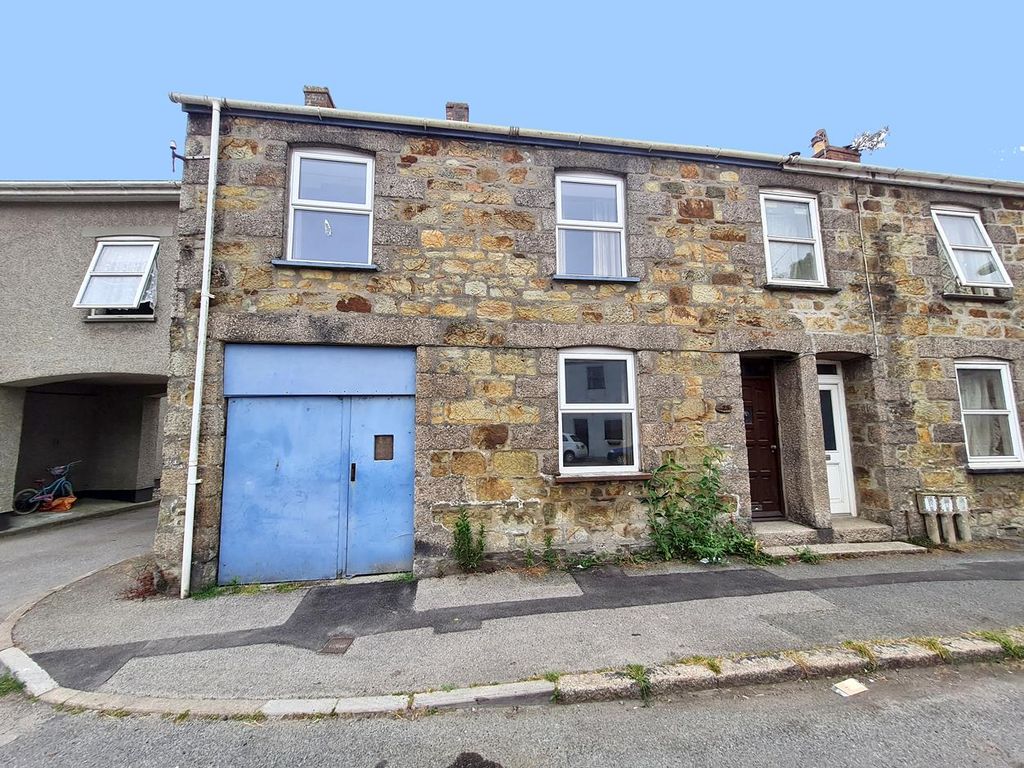 3 bed terraced house for sale in St. Johns Road, Helston TR13, £215,000