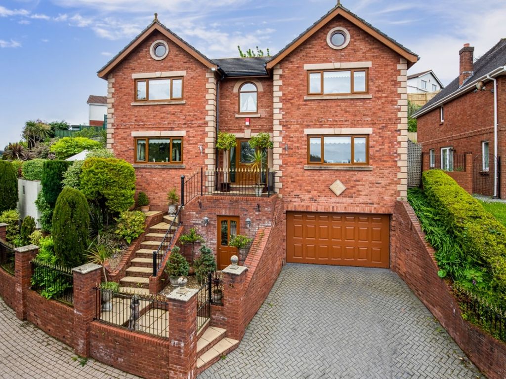 Stoneleigh Drive, Torquay TQ2  