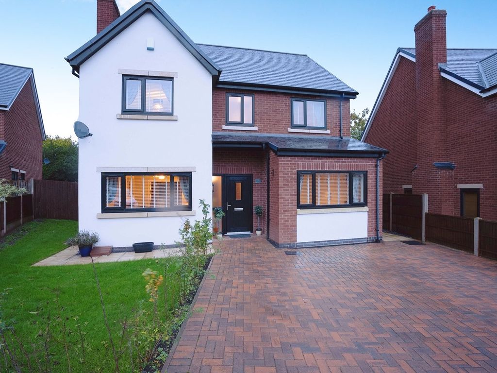 5 bed detached house for sale in Highfield Way, Hinstock, Market