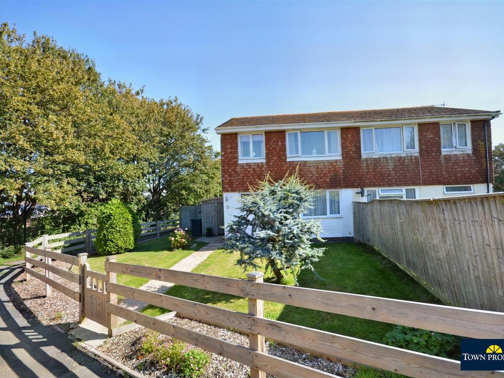 3 bed semidetached house for sale in Magnolia Walk, Eastbourne BN22, £
