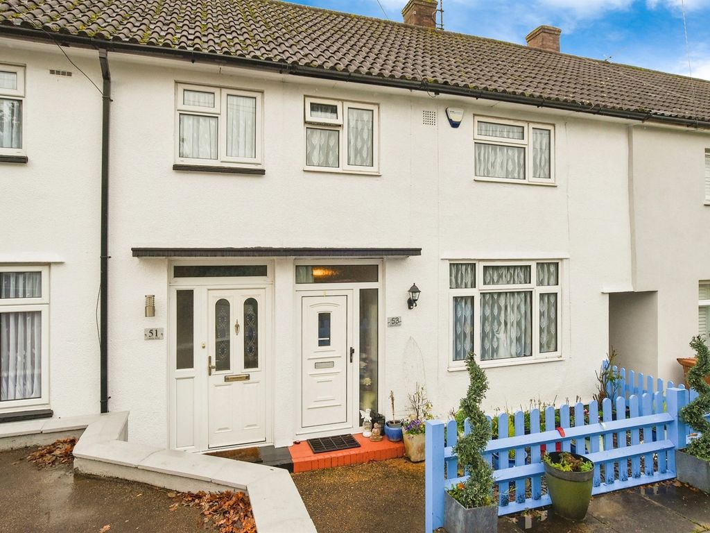 3 bed terraced house for sale in Oakdale Road, Watford WD19, £450,000