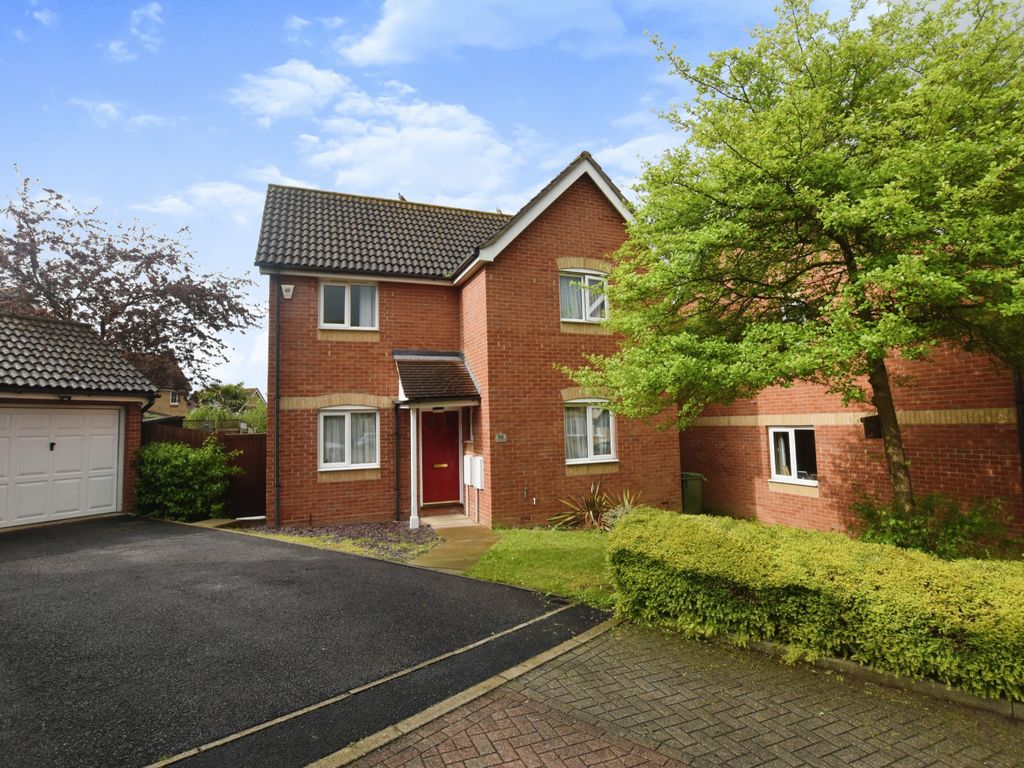 3 bed detached house for sale in Bourchier Avenue, Braintree, Essex CM7