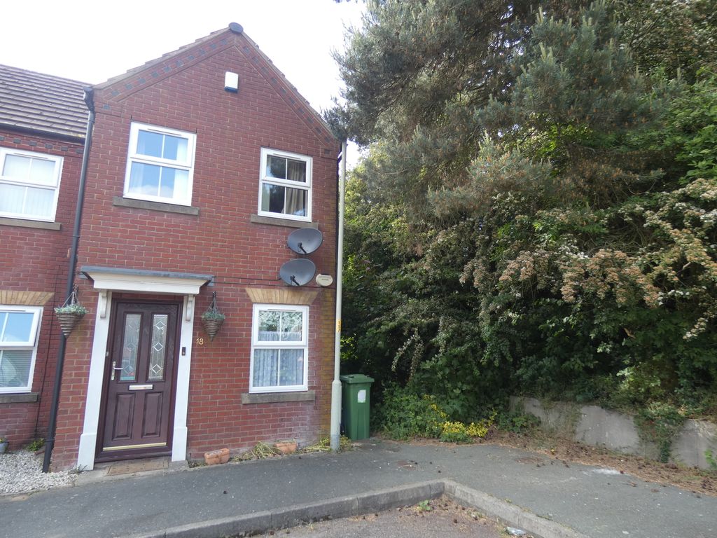 2 bed flat to rent in Sheepwell Court, Ketley Bank, Telford TF2 Zoopla