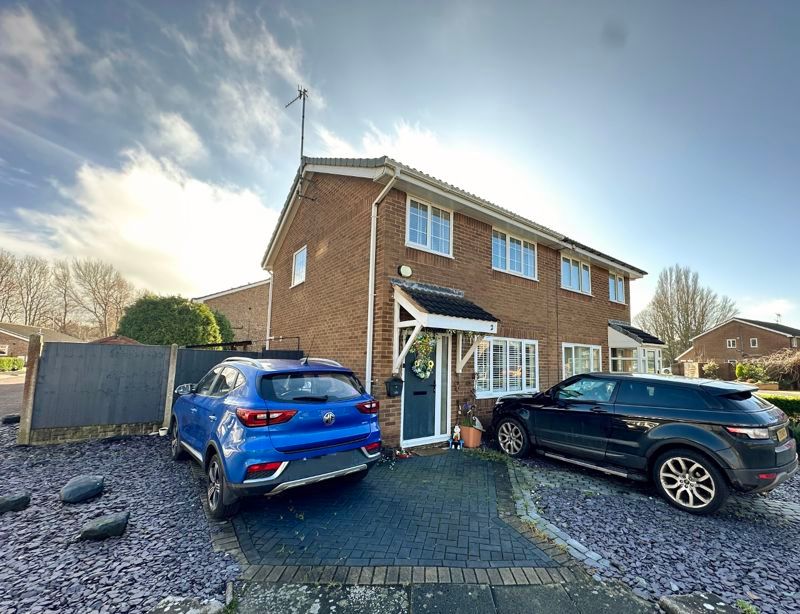 3 bed semidetached house for sale in Dunning Close, Greasby, Wirral
