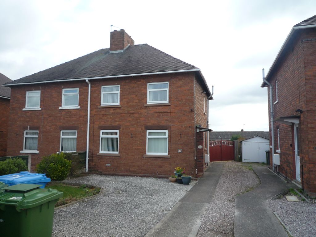 3 bed semidetached house to rent in Wolverhampton Road, Penkridge