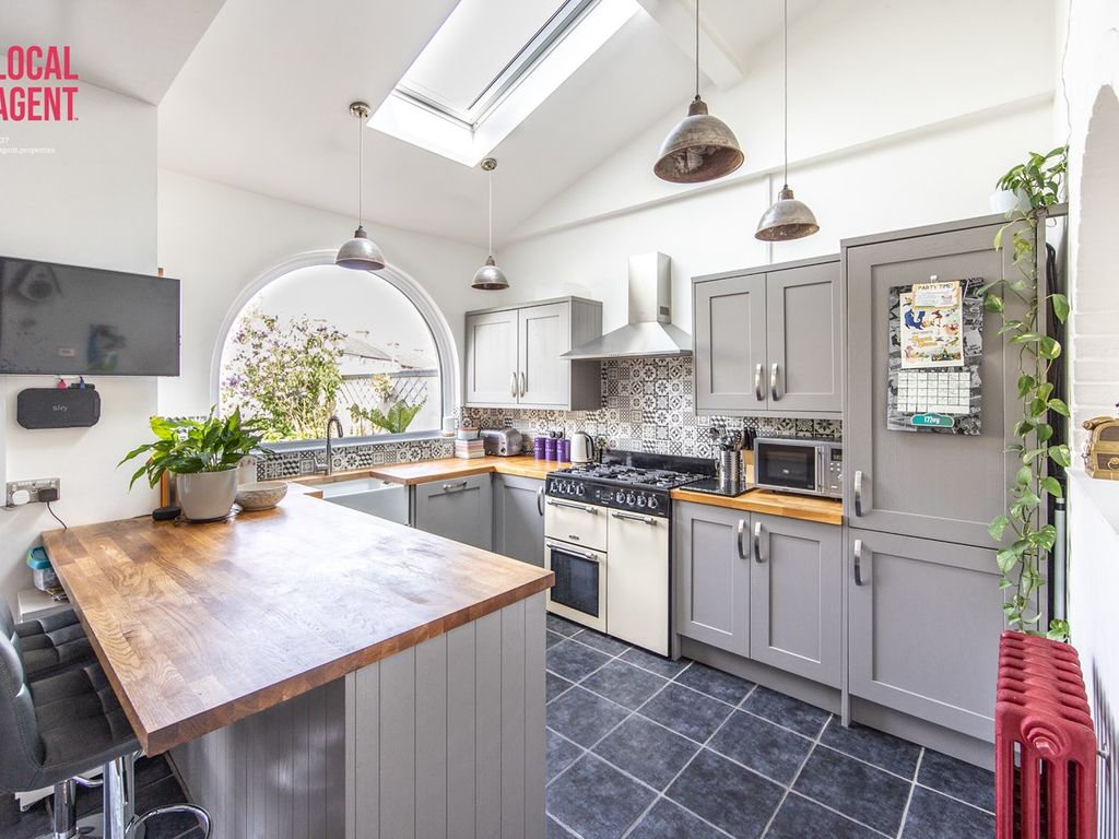 4 bed semidetached house for sale in Shepherds Lane, Dartford DA1 Zoopla