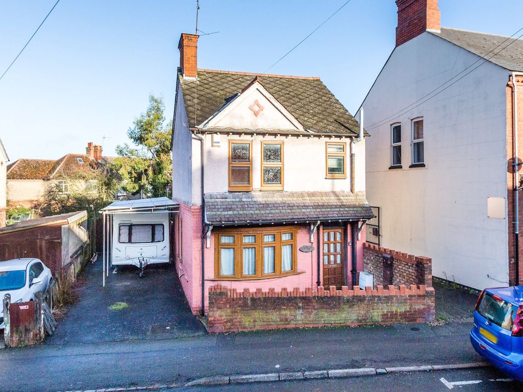3 bed detached house for sale in Newton Road, Rushden NN10 Zoopla