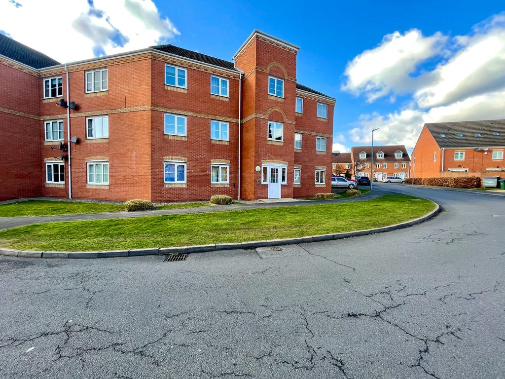 2 bed flat for sale in Bedford Street, Tipton DY4 Zoopla