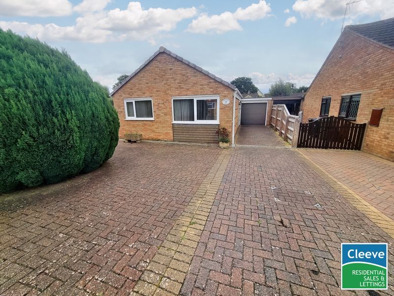 2 bed detached bungalow for sale in Woodmancote, Cheltenham GL52, £