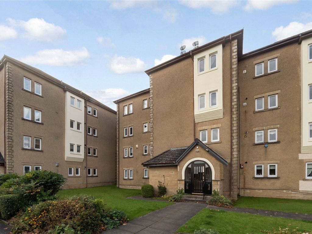 3 bed flat for sale in Innes Court, East Kilbride, Glasgow, South