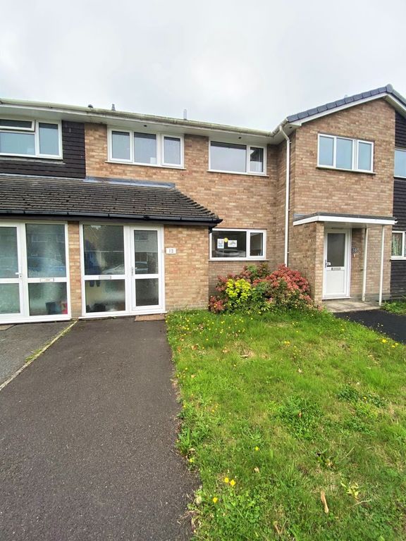 3 bed semidetached house to rent in Forestside Gardens, Ringwood BH24