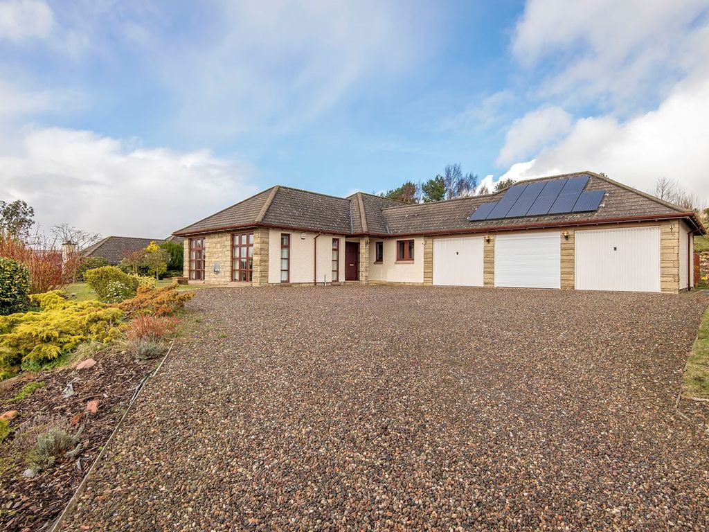 4 bed detached house for sale in Comerton Place, Leuchars, St Andrews ...