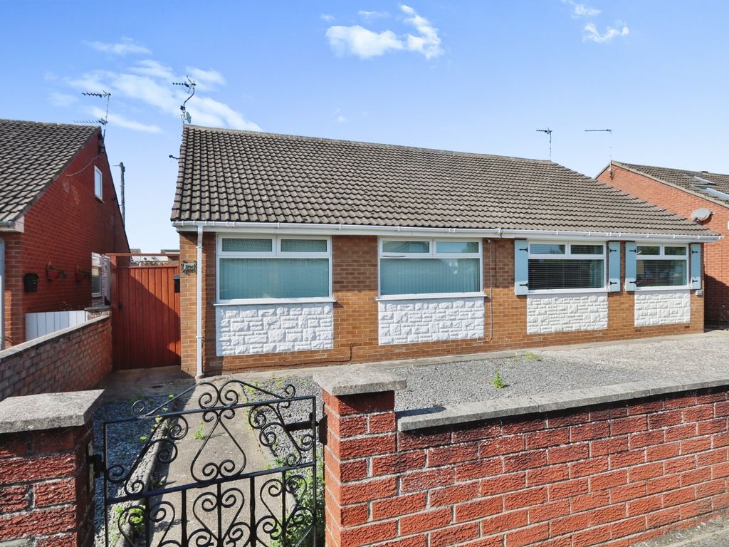 2 bed bungalow for sale in Jendale, Hull HU7, £135,000 Zoopla