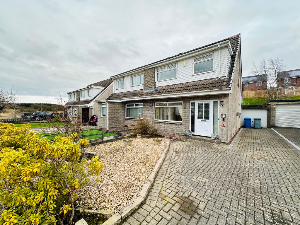 3 bed semidetached house for sale in Whinriggs, Stonehouse, Larkhall