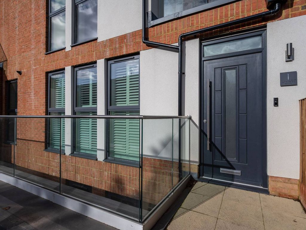 2 bed to rent in Worple Road, Wimbledon, London SW19 Zoopla