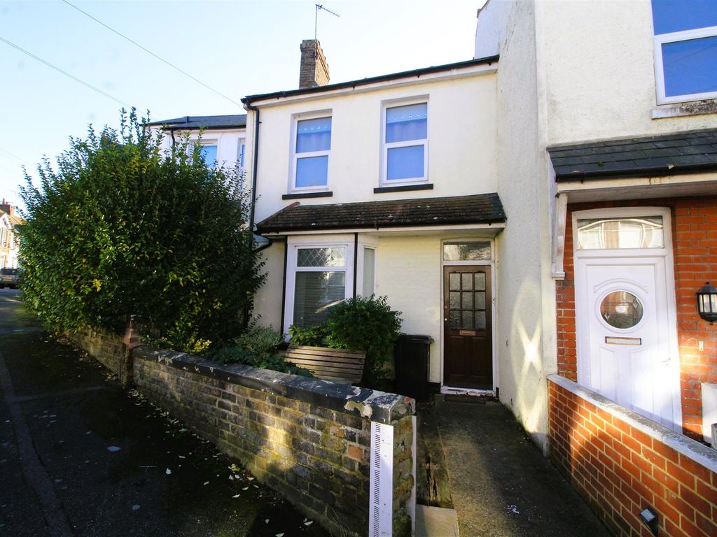 3 bed terraced house for sale in Fitzroy Avenue, Margate CT9, £260,000