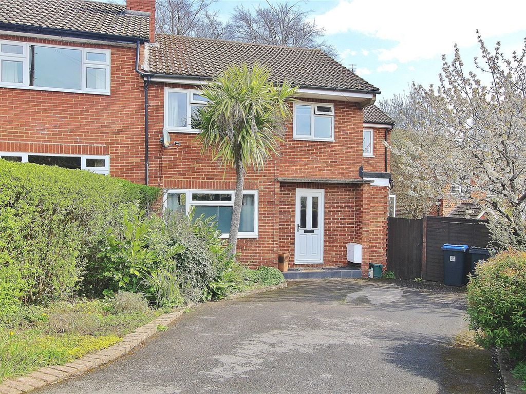 4 bed semidetached house for sale in St Johns, Woking, Surrey GU21
