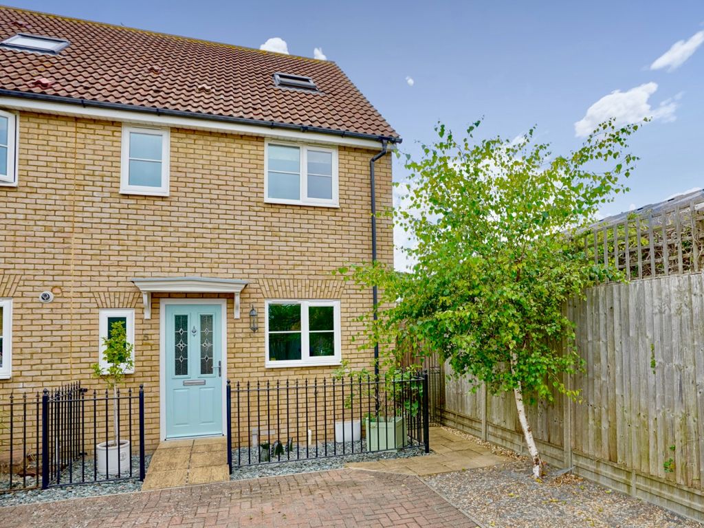 3 bed end terrace house for sale in Elm Villa Gardens, Cromwell Road