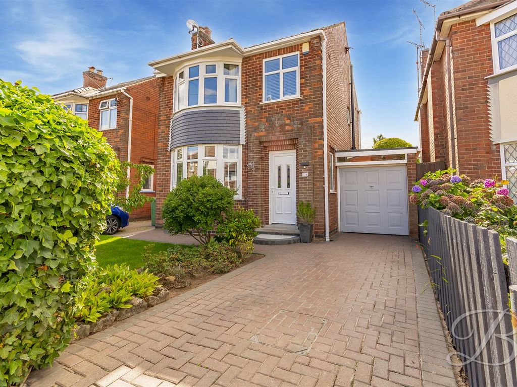 3 bed detached house for sale in Hillsway Crescent, Mansfield NG18 Zoopla