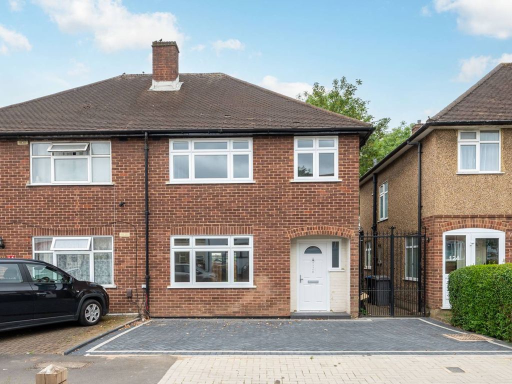 3 bed semidetached house for sale in Eton Avenue, North Wembley