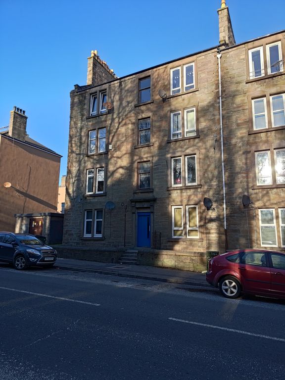 2 bed flat to rent in Dens Road, Dundee DD3, £650 pcm Zoopla