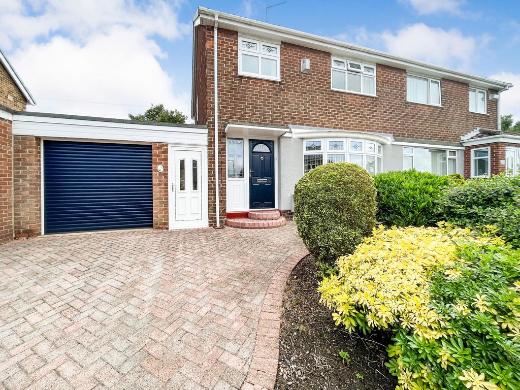 3 bed semidetached house for sale in Lambton Drive, HettonLeHole