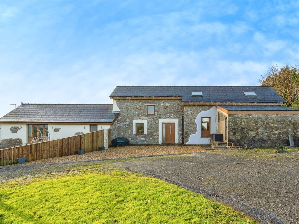 4 bed barn conversion for sale in Tre Neddyn Farm, Pontarddulais