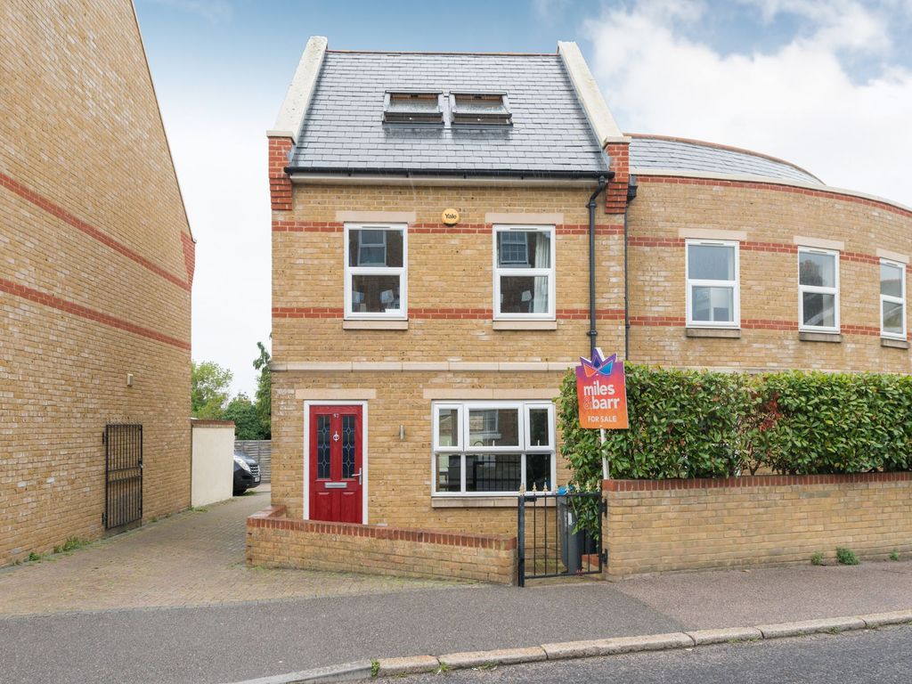 3 bed end terrace house for sale in Southwood Road, Ramsgate CT11, £