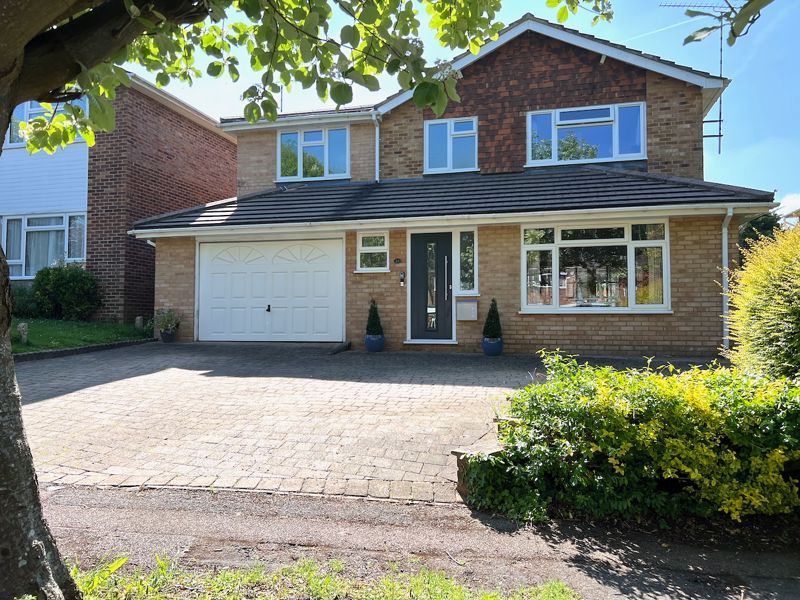 4 bed detached house for sale in West Down, Great Bookham, Bookham