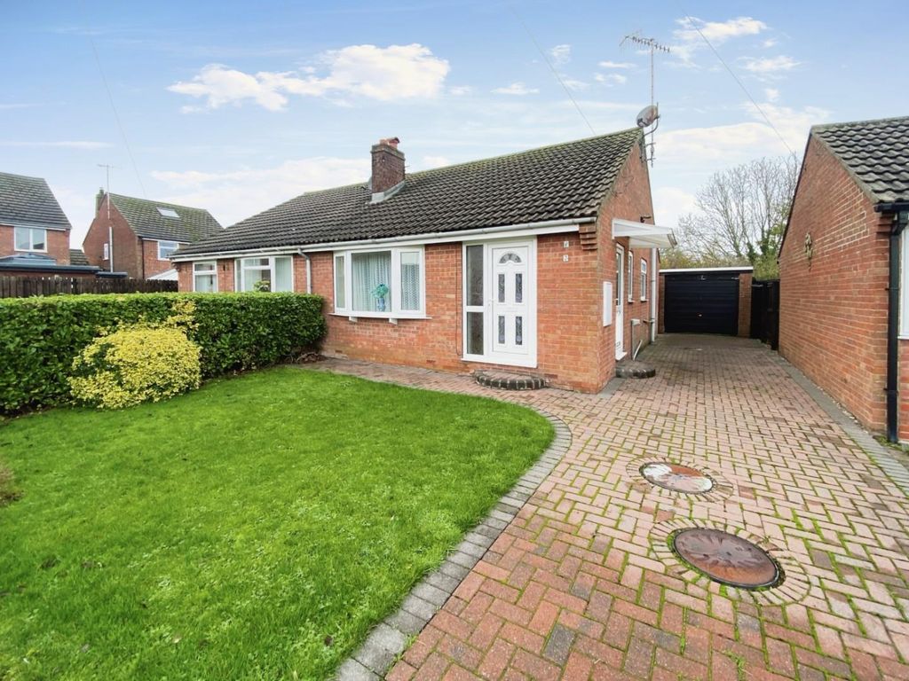 2 bed semidetached bungalow for sale in Cherry Road, Hunmanby, Filey